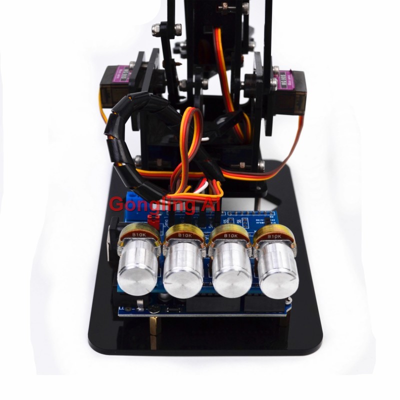 ذراع روبوت ميكانيكي STEM بـ 4  - مراجعة Sg90 Servo وسعره