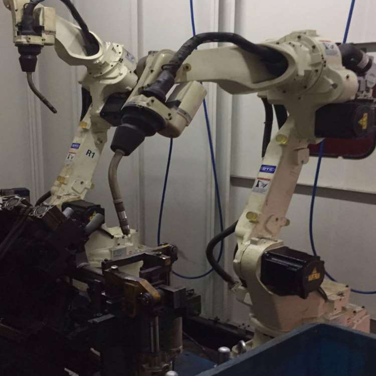 ذراع روبوت لحام سداسي المحاور  - مراجعة Robot Gripper وسعره